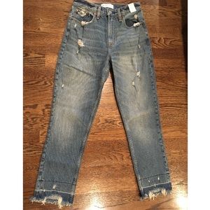 NWT A&F high rise mom jeans